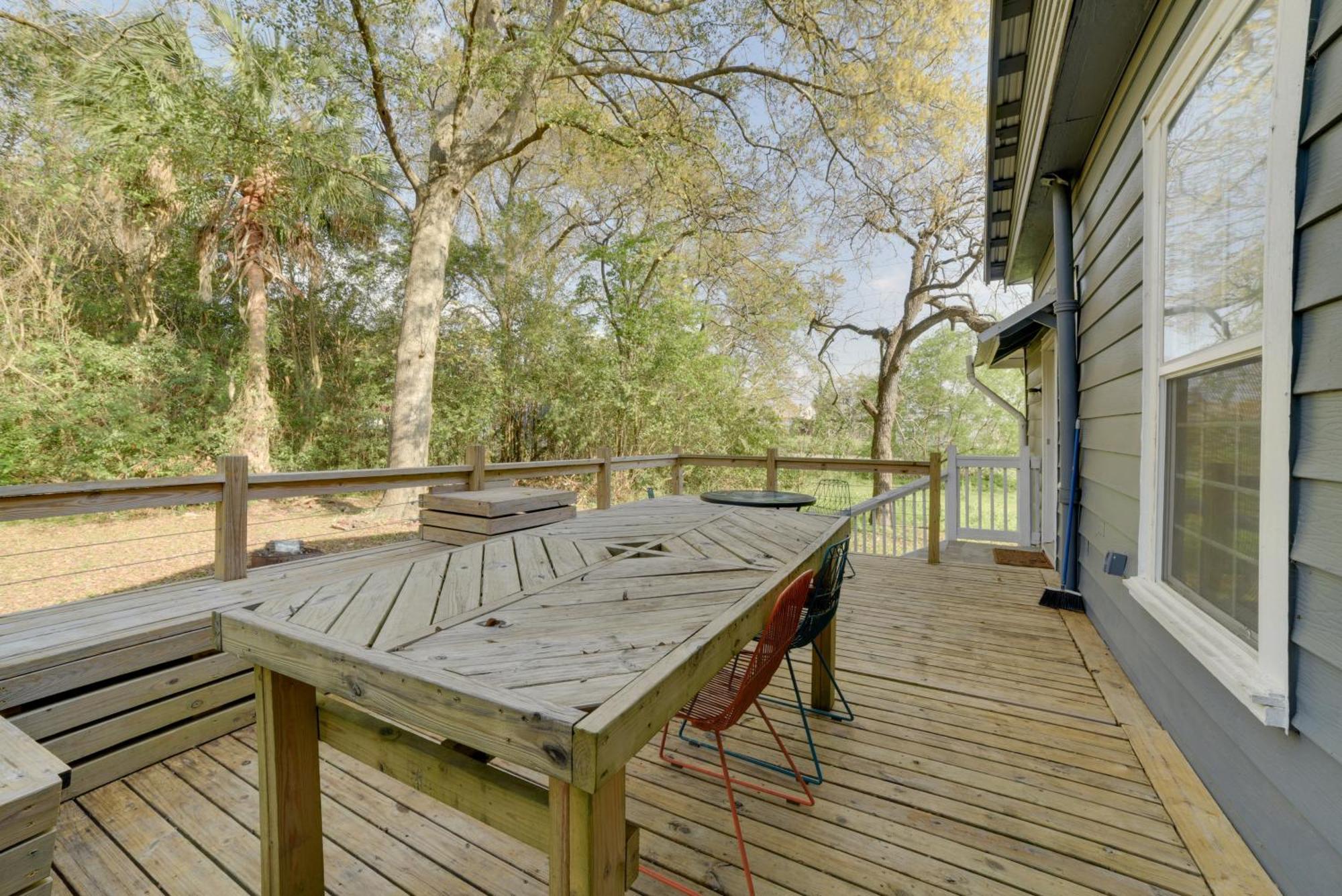 Cozy Thomasville Cottage - Walk To Downtown! Exterior photo