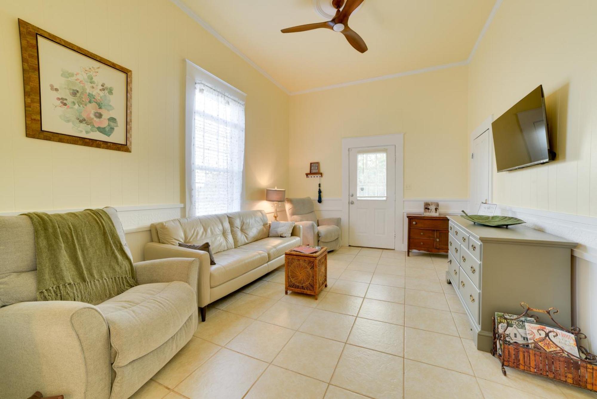Cozy Thomasville Cottage - Walk To Downtown! Exterior photo
