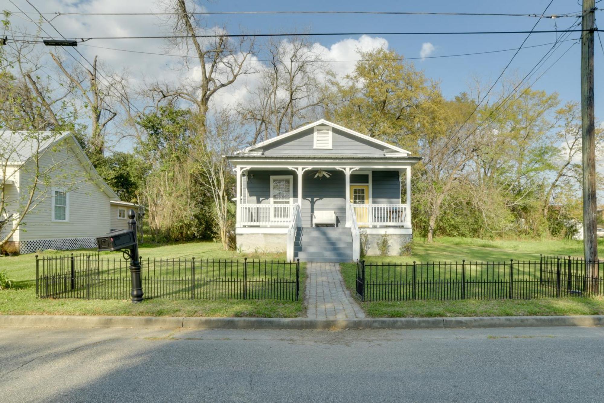 Cozy Thomasville Cottage - Walk To Downtown! Exterior photo